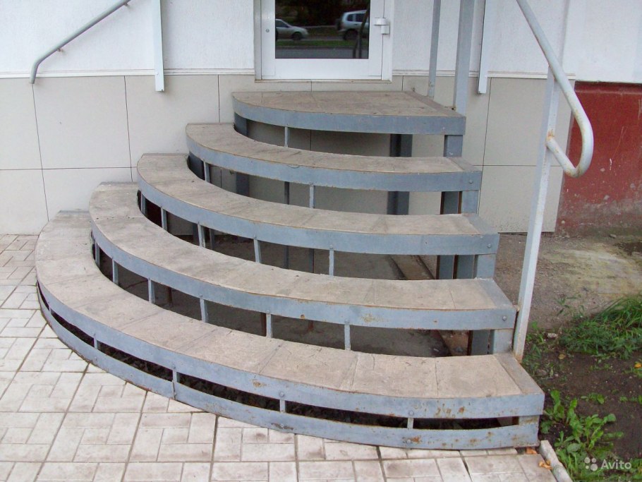 Круглые ступеньки