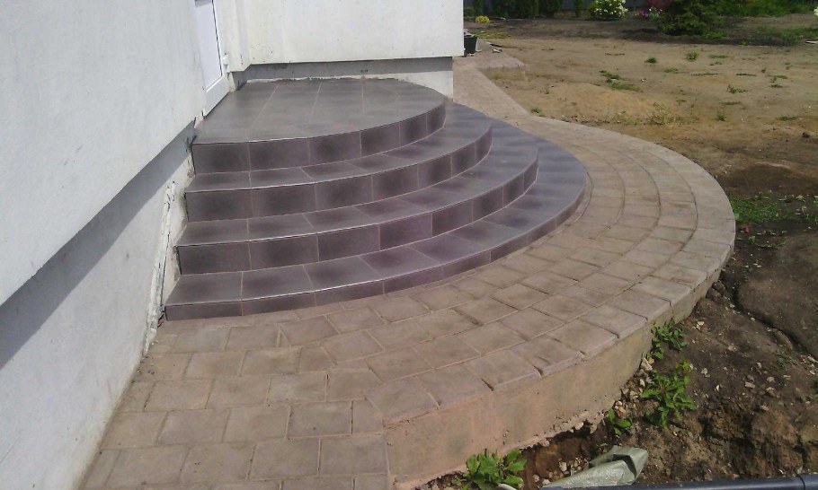 Полукруглые ступени для крыльца