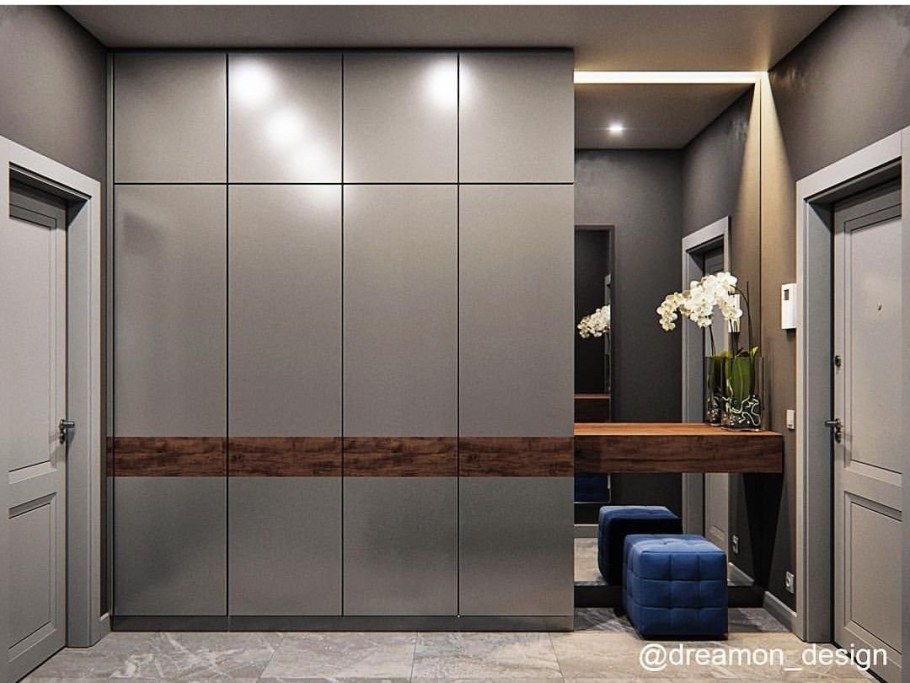 Шкафы в коридор современные