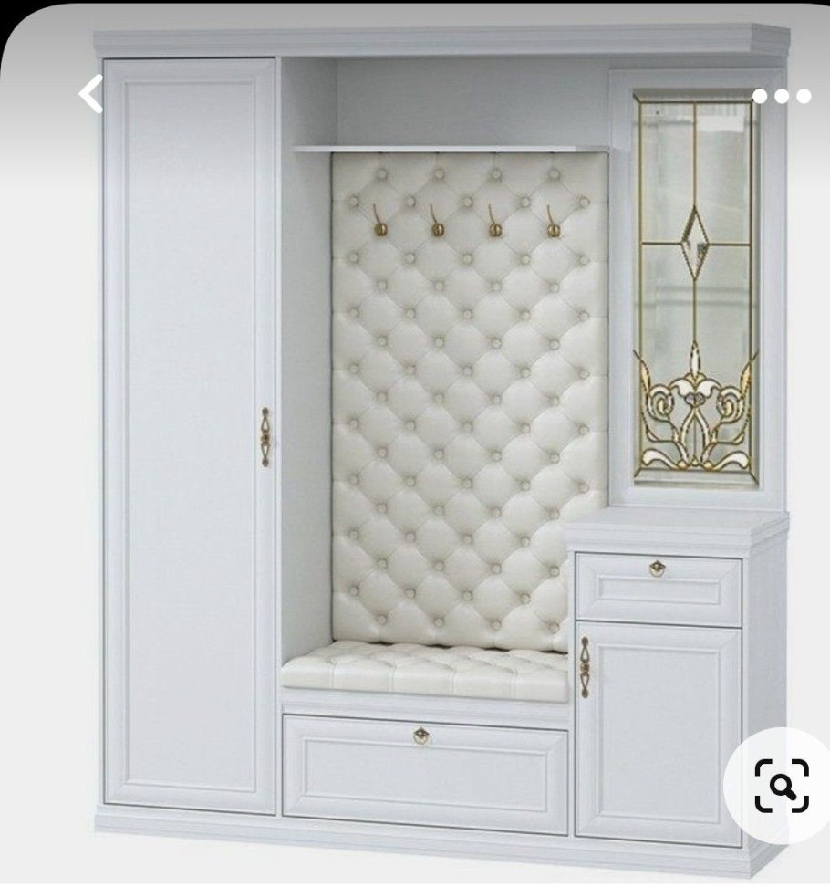 Классическая прихожая с каретной стяжкой фабрики стиль Чарли Лайт 4