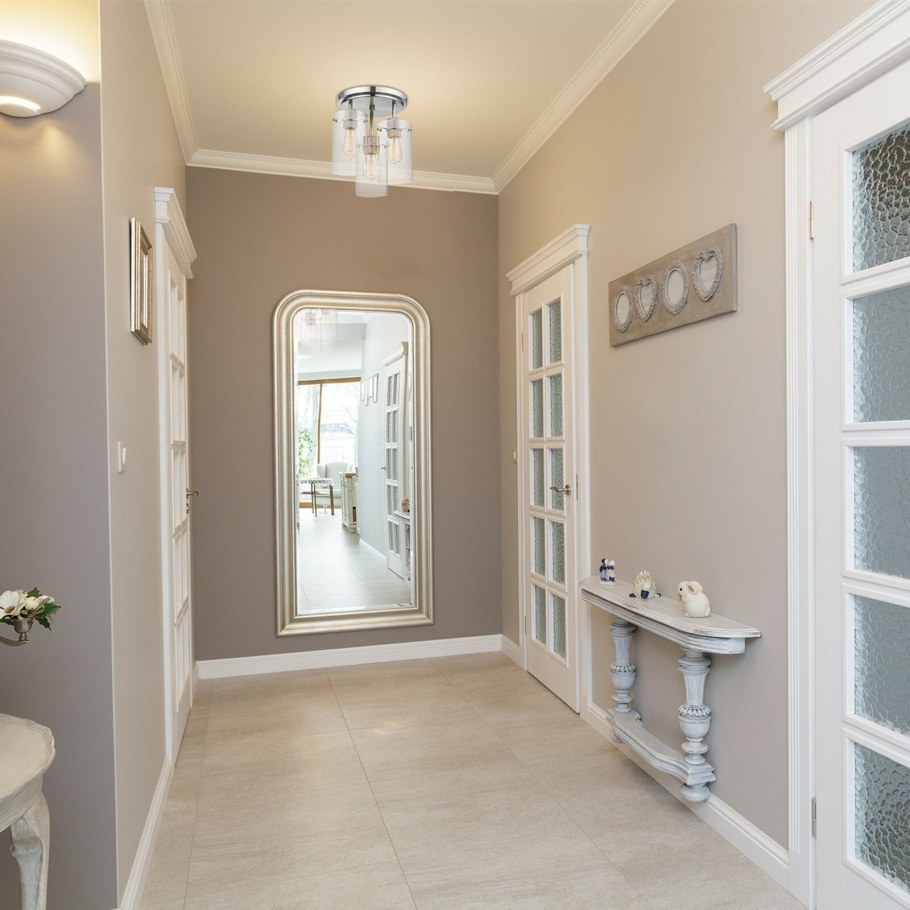 Покраска стен в коридоре