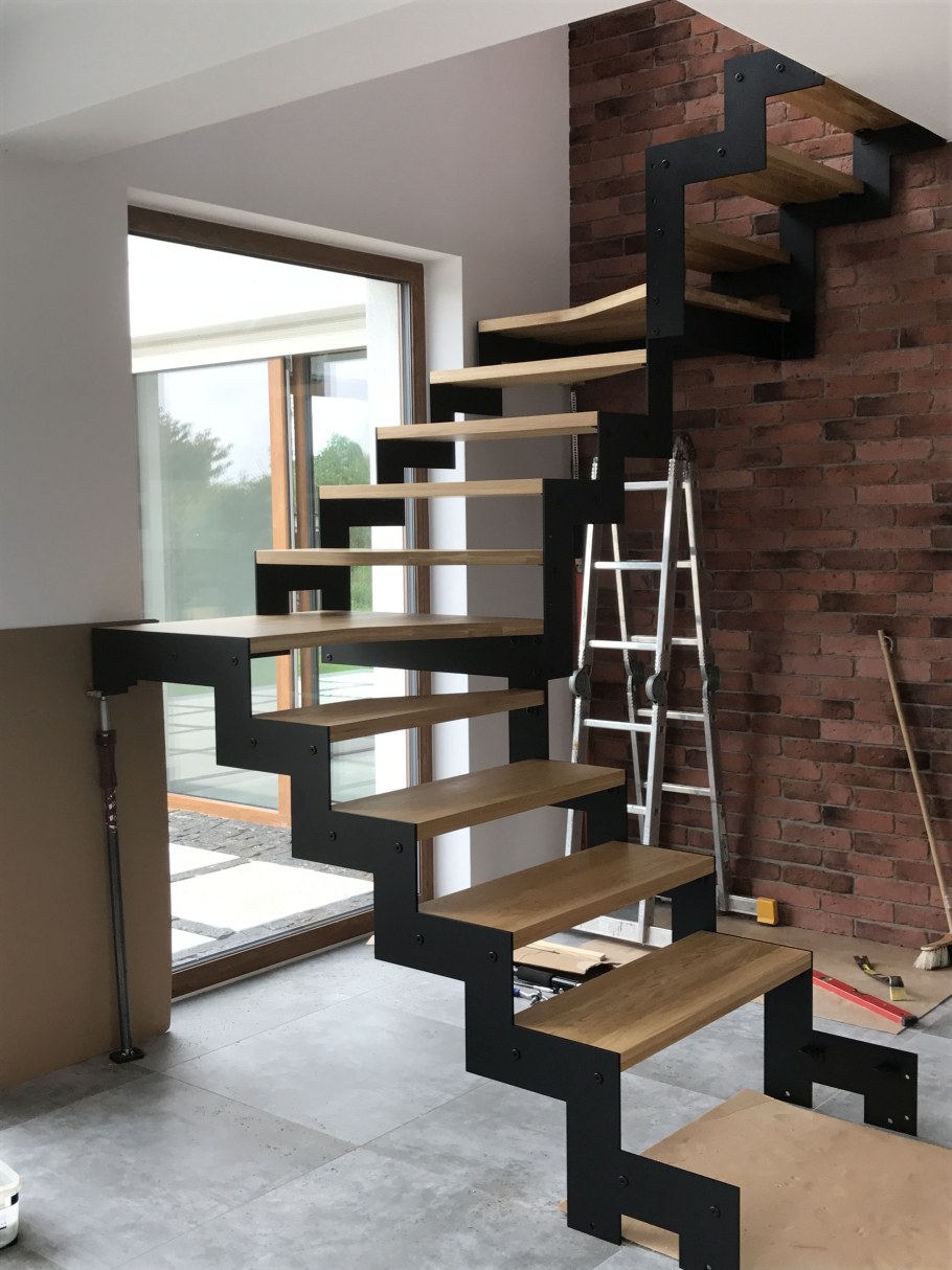 Лестница лофт монокосоур