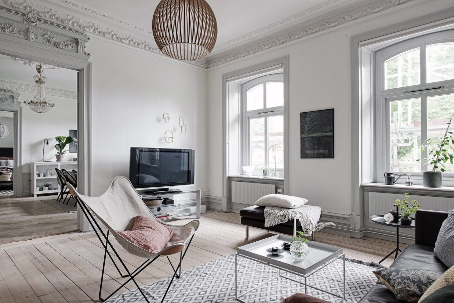 Интерьер Сканди лепнина