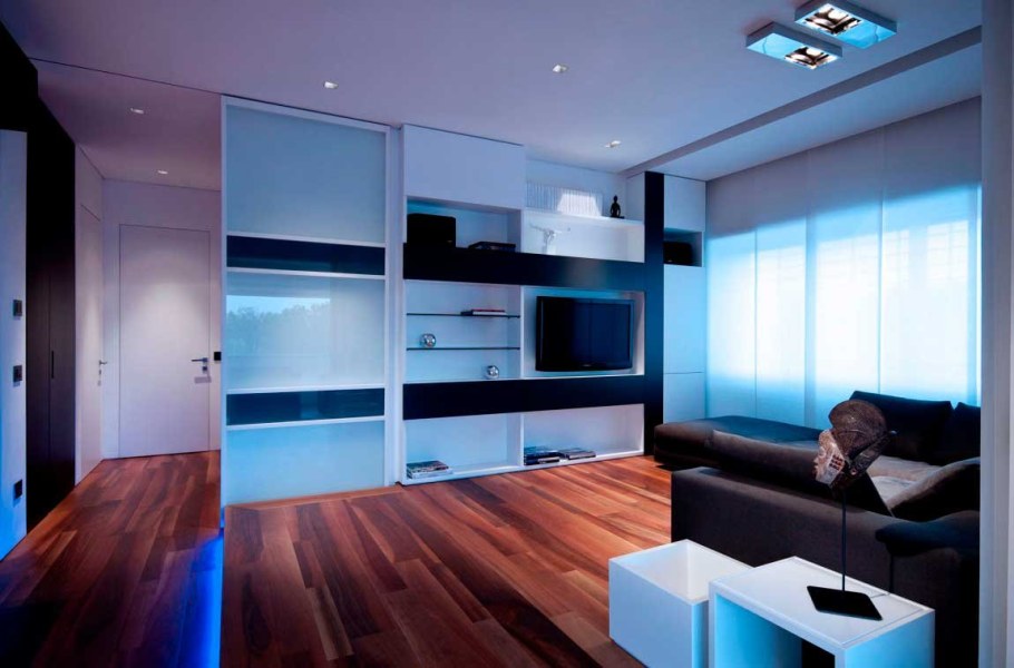 Однушка в стиле Хай тек