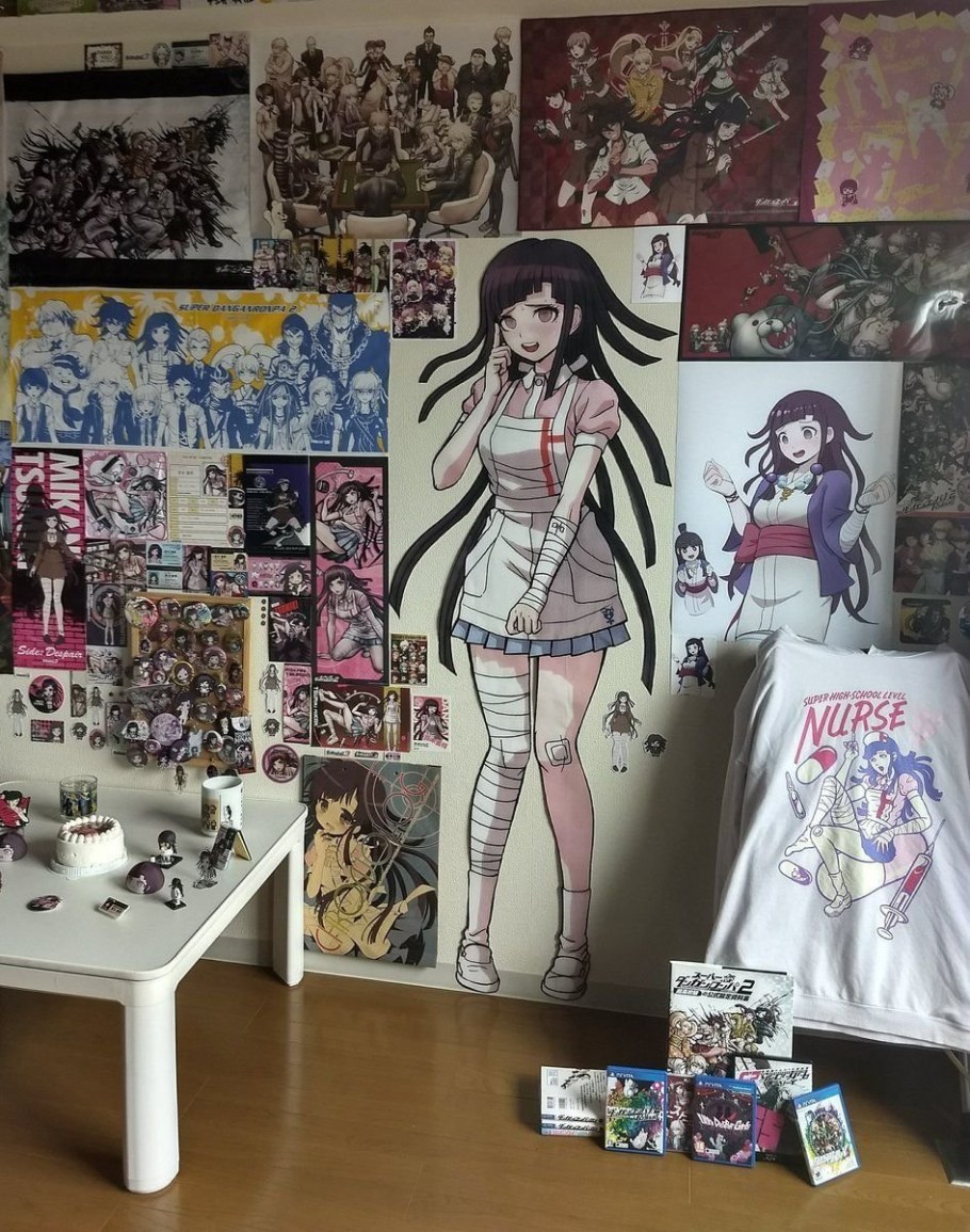 Аниме комната Данганронпа