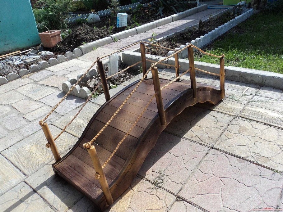 Мостик декоративный для дачи