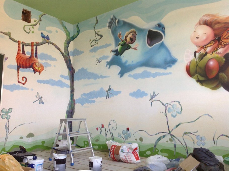Роспись стен в детскую
