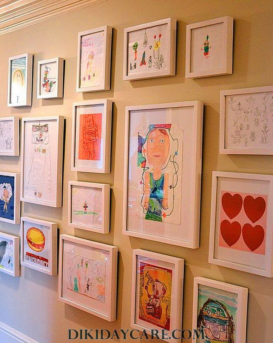 Фоторамки на стене в детской