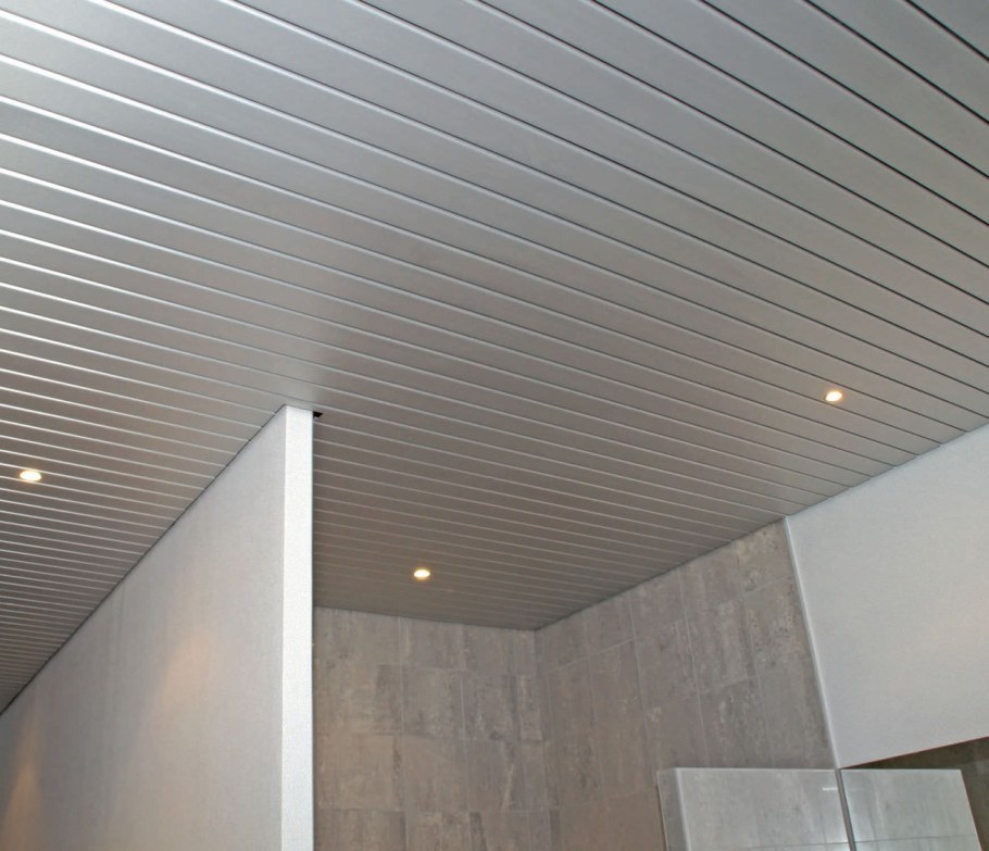 Потолок Cesal алюминиевый реечный