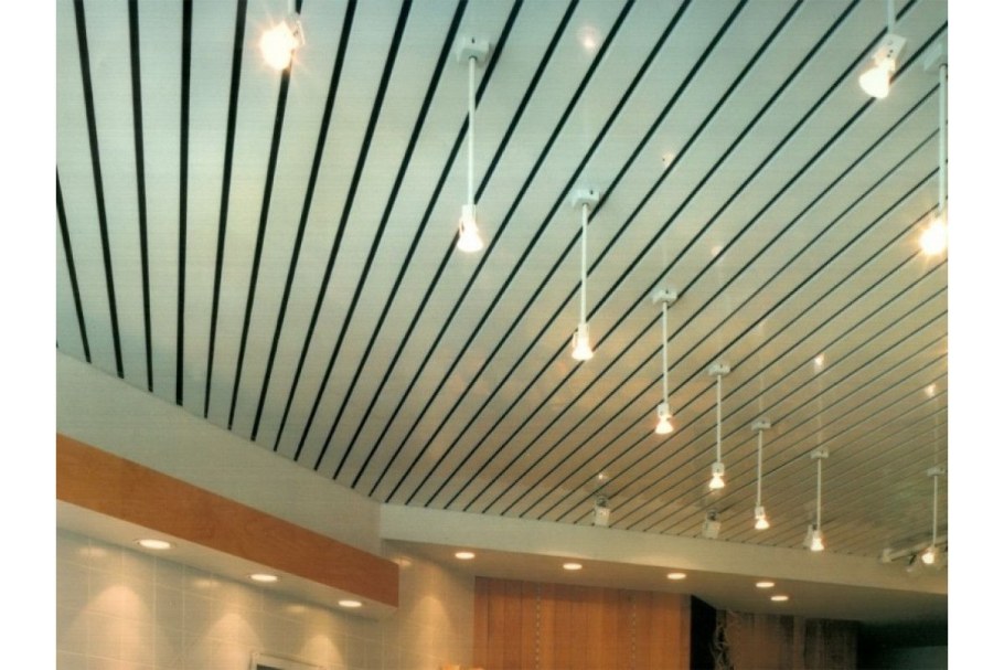 "Реечный алюминиевый потолок " Omega а150