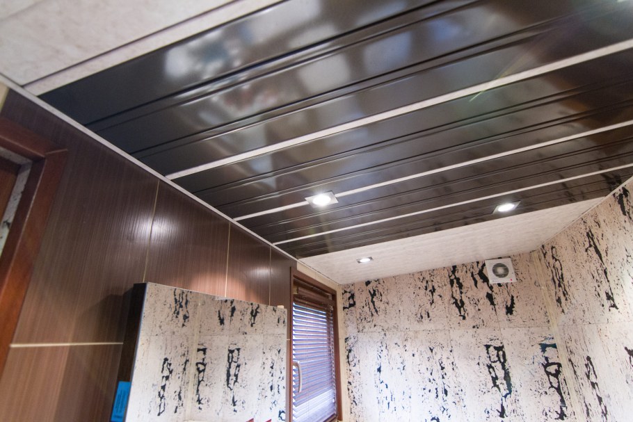 "Реечный алюминиевый потолок " Omega а150