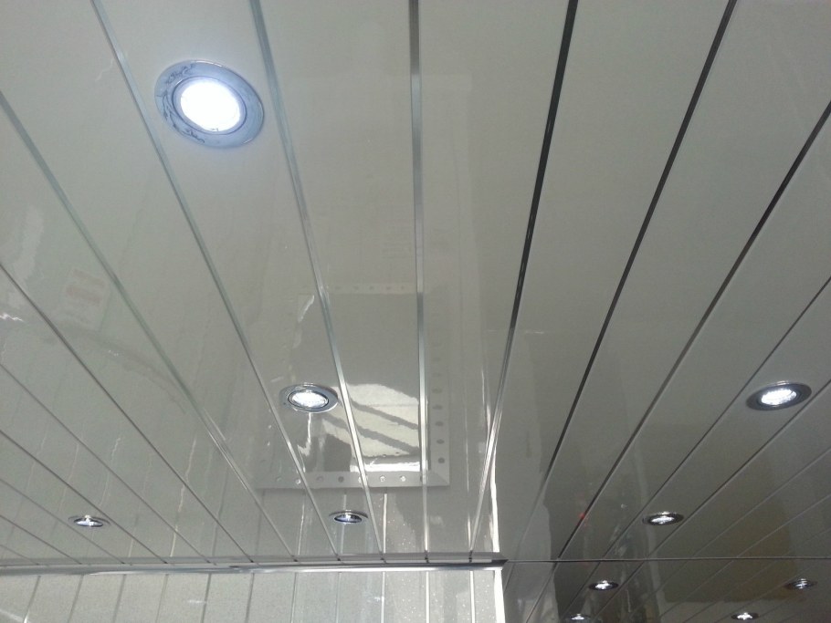 Реечный потолок Леруа Мерлен