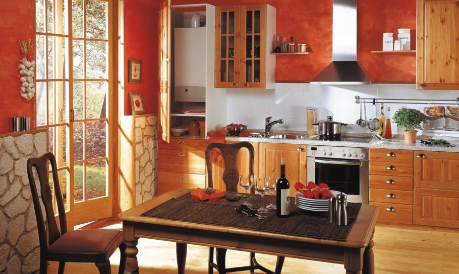 Газовый котел на кухне в частном доме