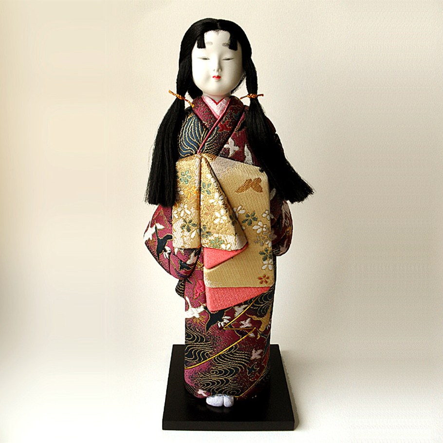 Японские куклы кимекоми-нингё