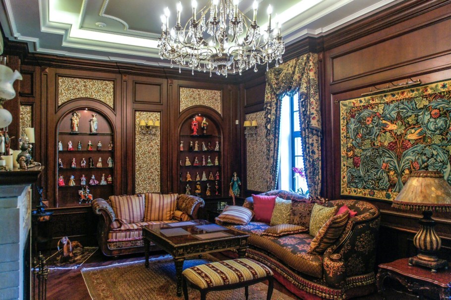 Красный дом Уильяма Морриса интерьер