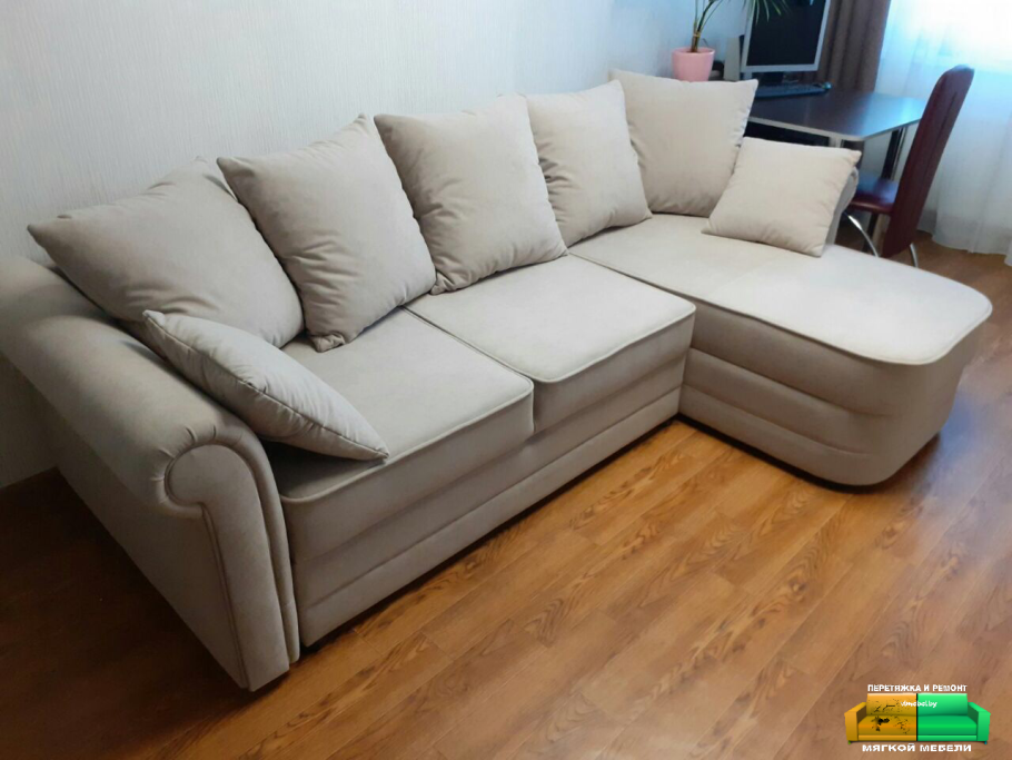 На обивку дивана расходуют 6м ткани а на обивку двух кресел 3