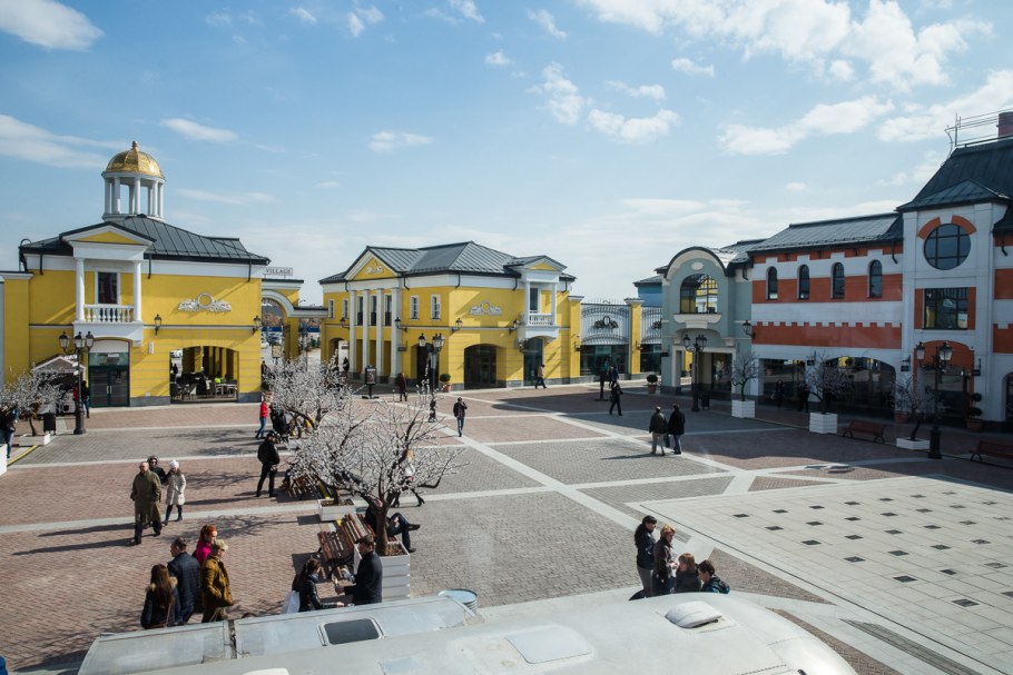 Outlet Village белая дача