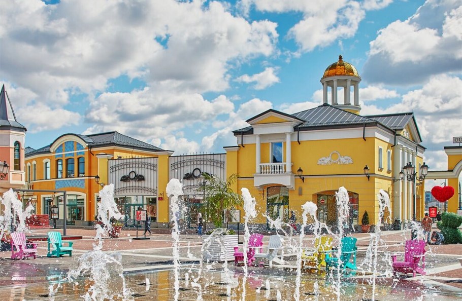 Outlet Village белая дача