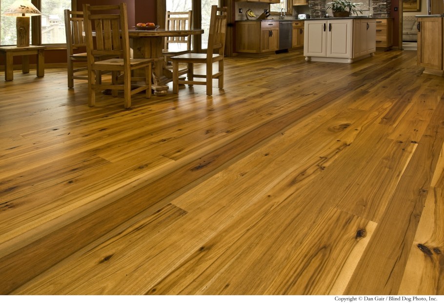 Пол из доски лиственницы