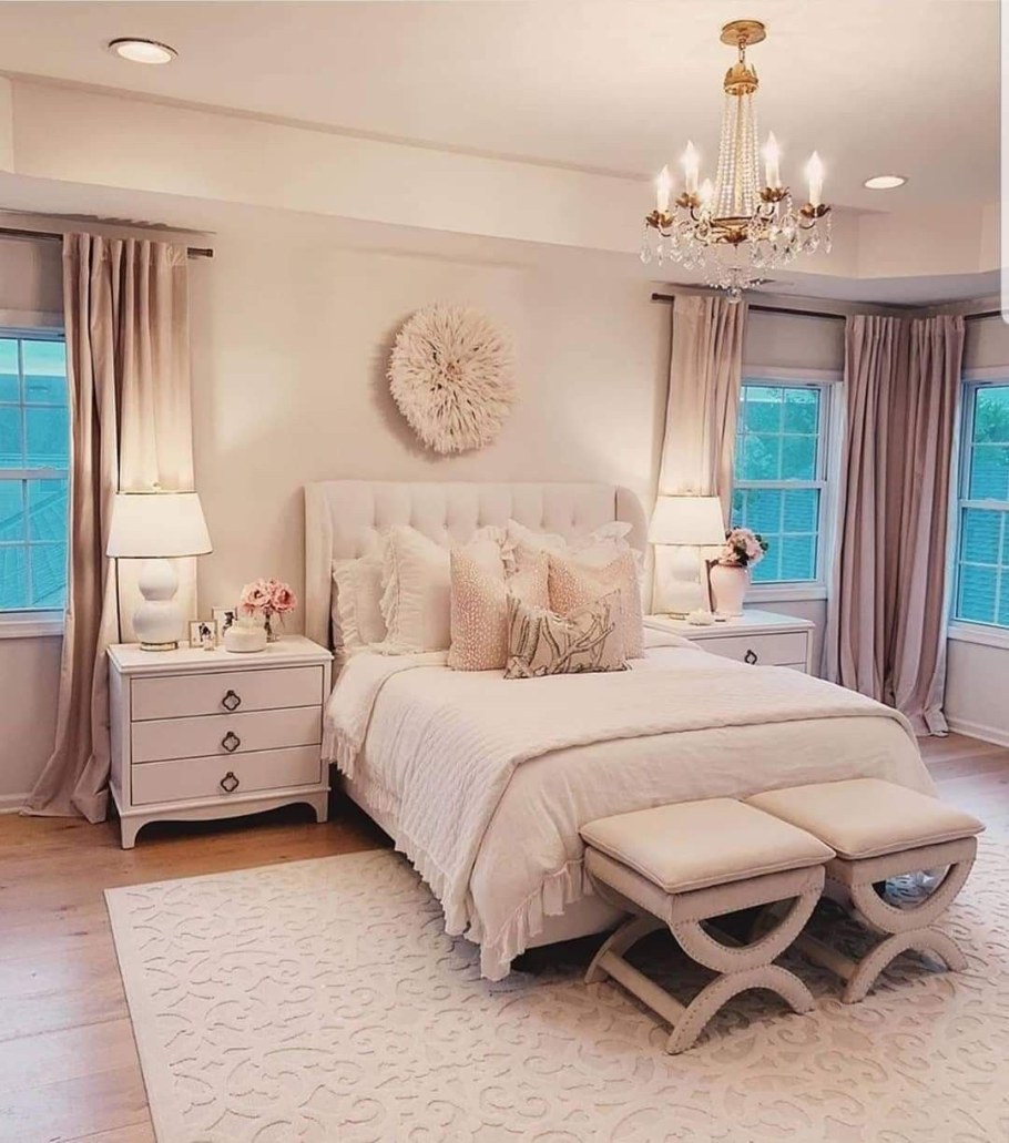 Спальня в пастельных тонах в современном стиле