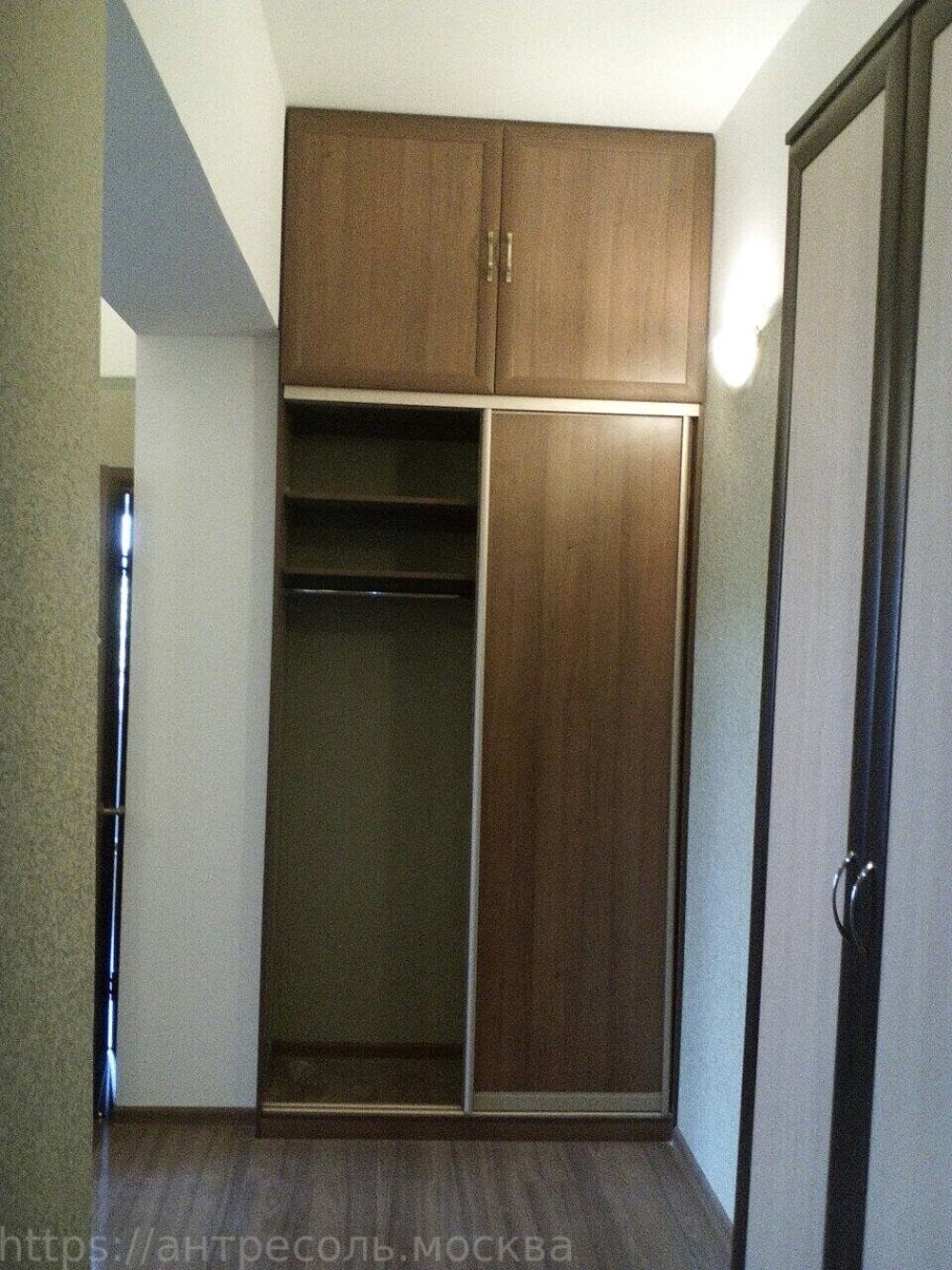 Шкаф купе в коридоре хрущевки