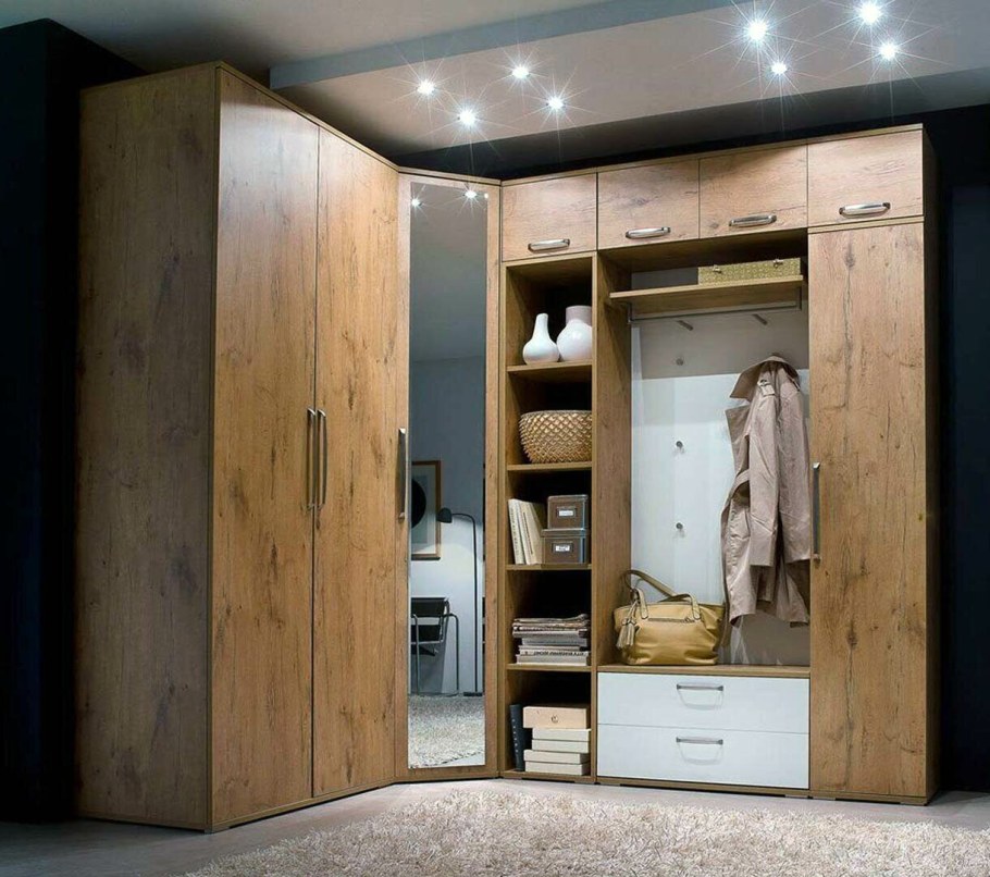 Угловой шкаф в прихожую