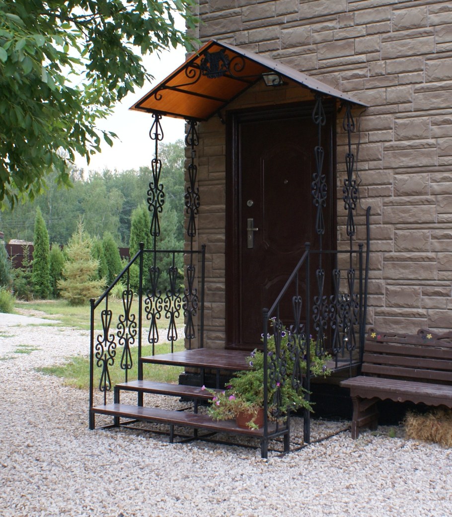 Крыльцо для дачи с наве