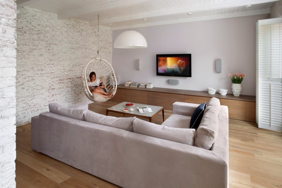 Кирпичная стена в интерьере