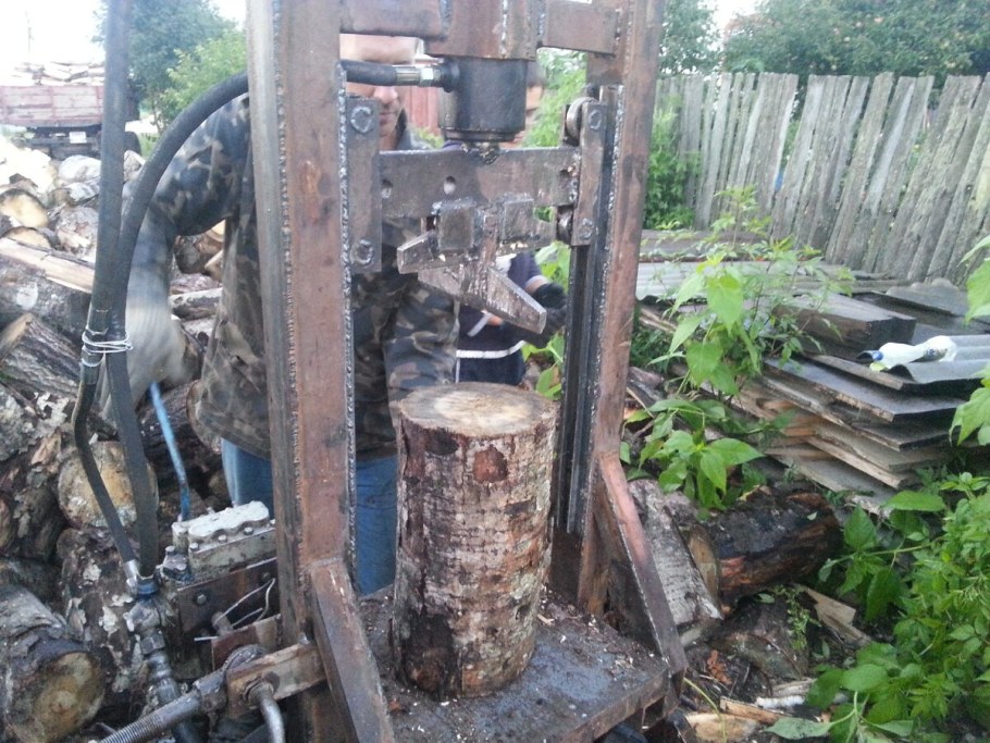 Гидравлический дровокол с двигателем Лифан