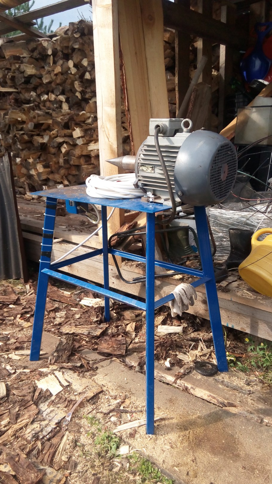 Дровокол с двигателем 1.1КВТ