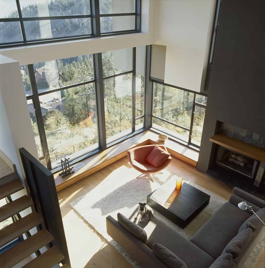 Дом с панорамными окнами