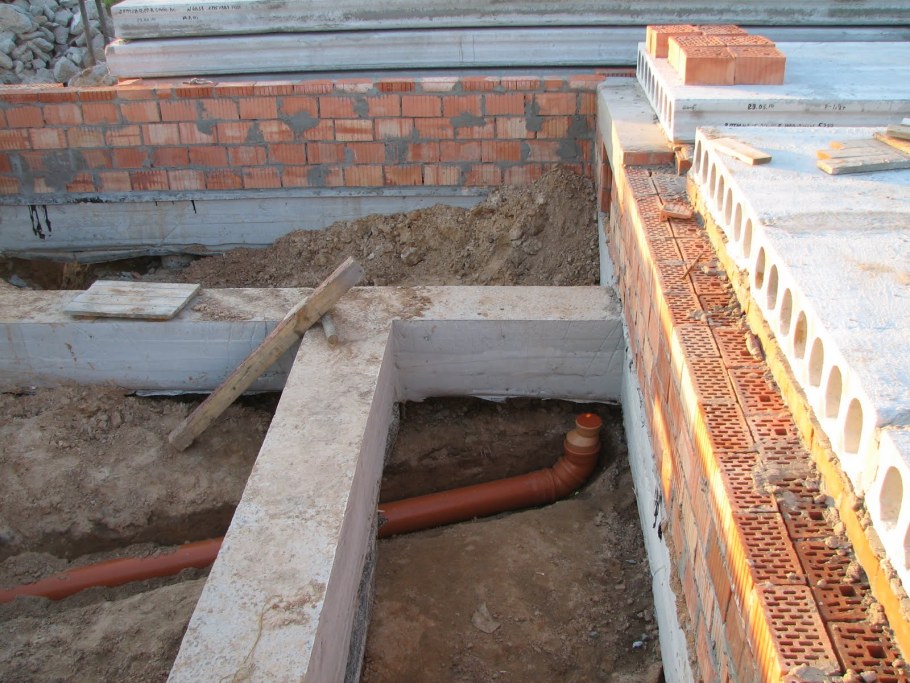 Канализация в частном доме