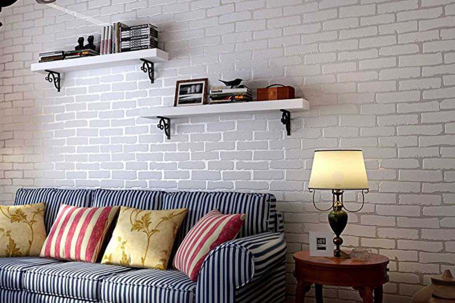 Кирпичная стена в интерьере