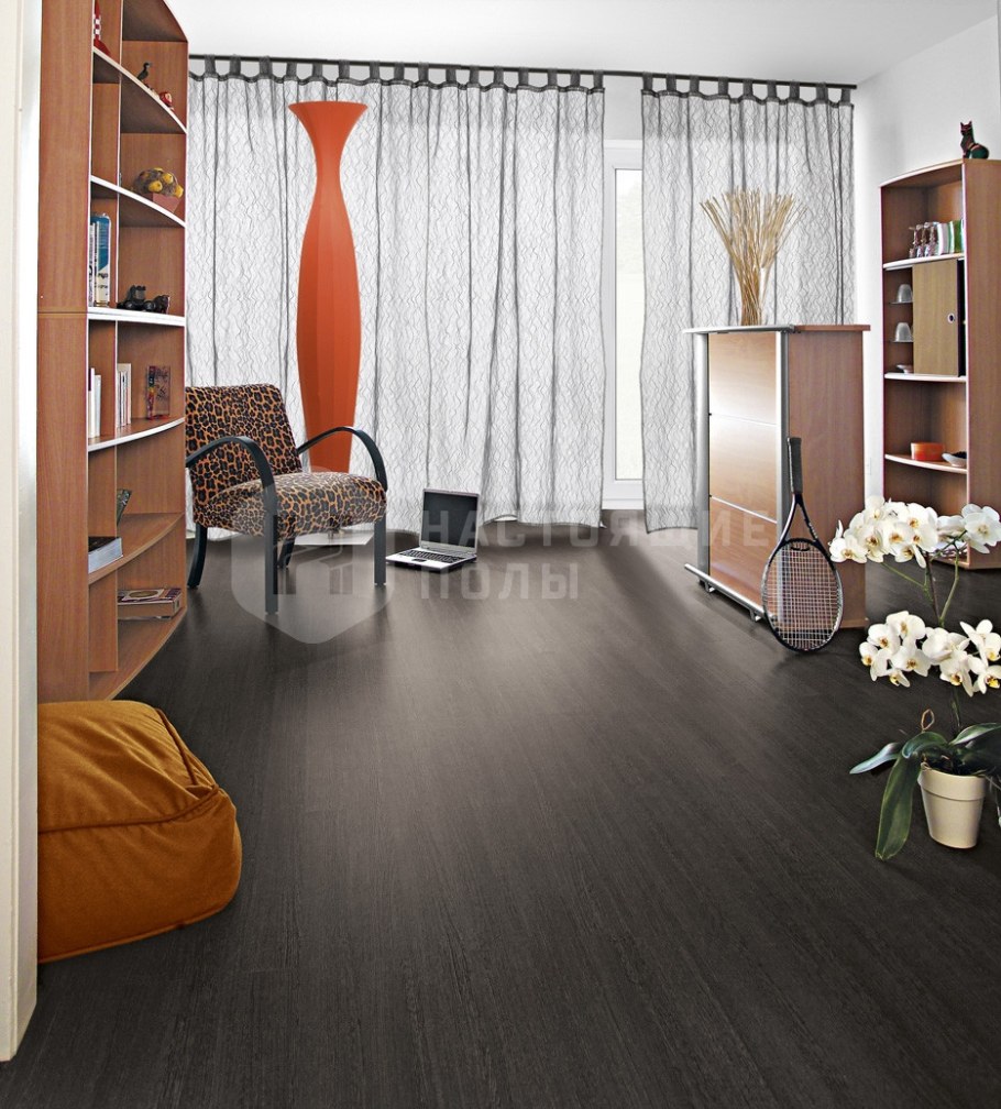 Темный линолеум в квартире
