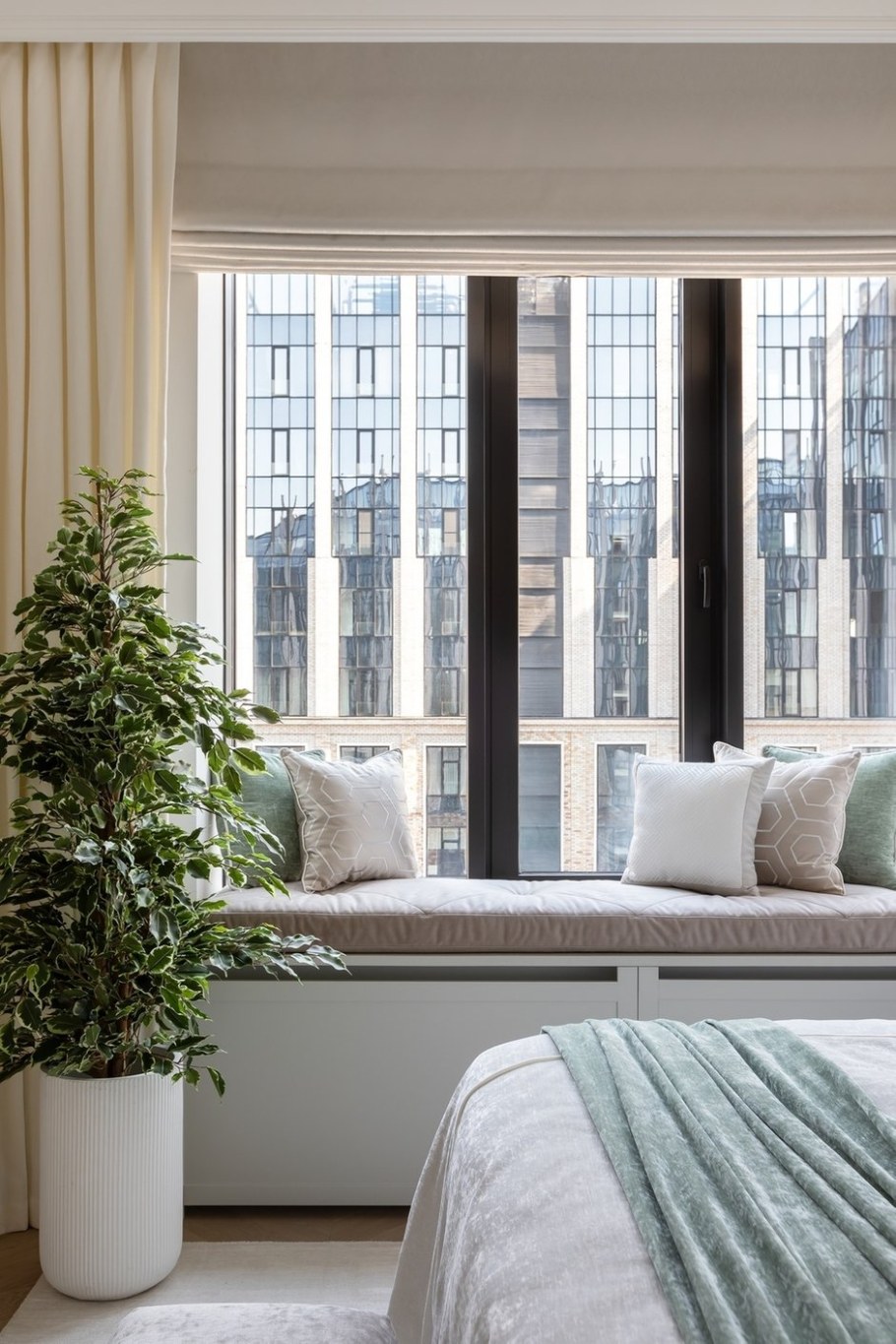 Мягкий подоконник