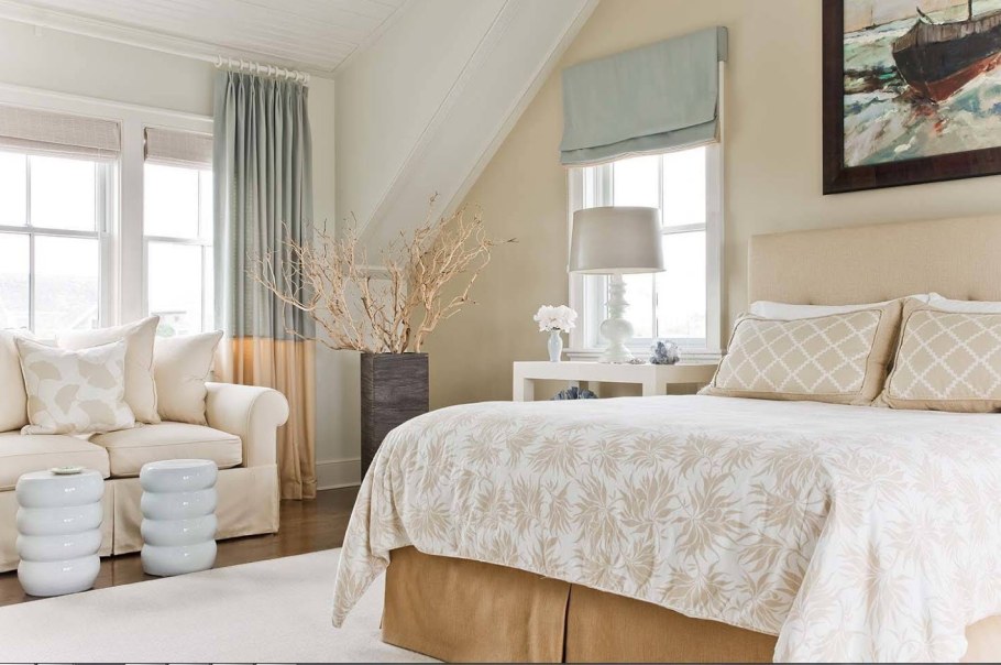 Спальня в кремовых тонах