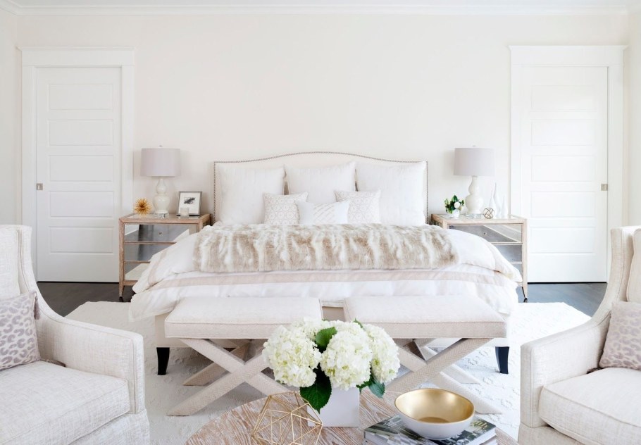 Спальня цвета айвори