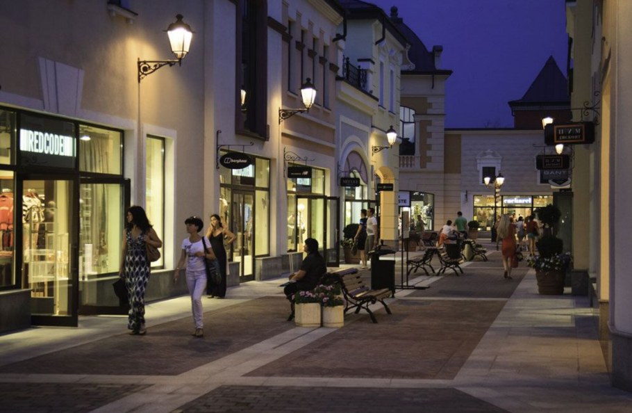 Аутлет Outlet Village белая дача