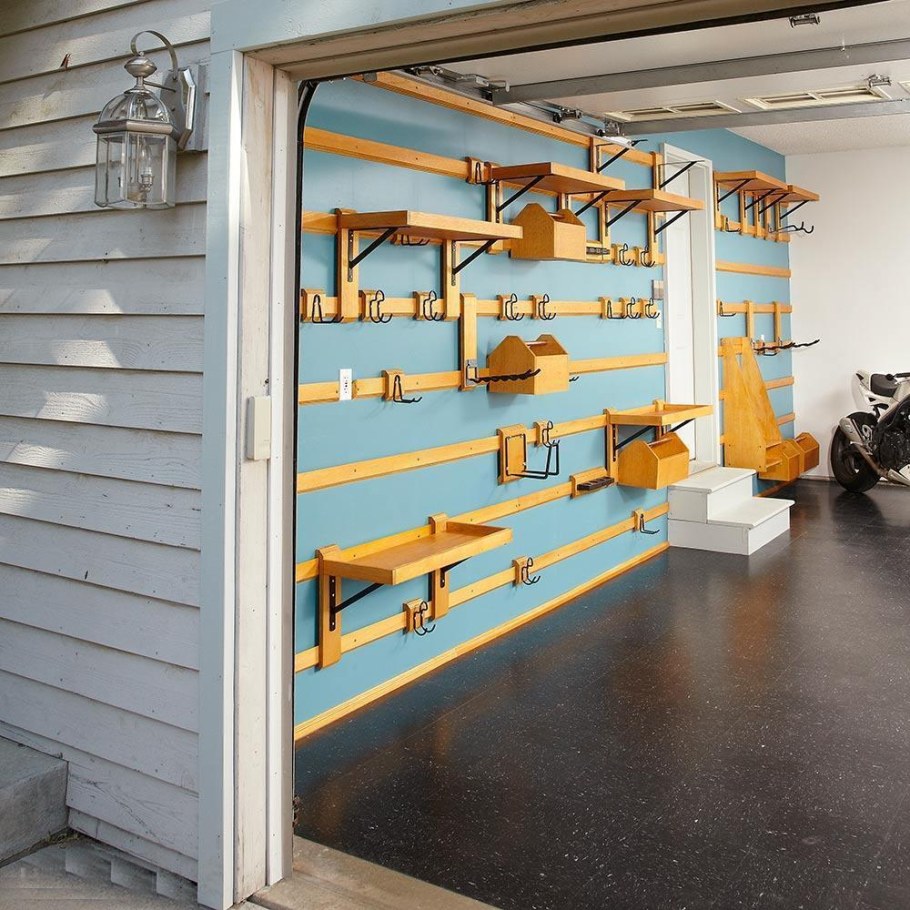 Полки для инструментов