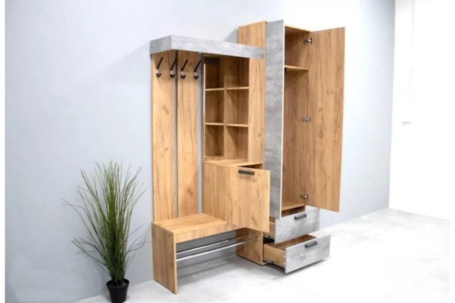 Прихожая Трамп (БТС)