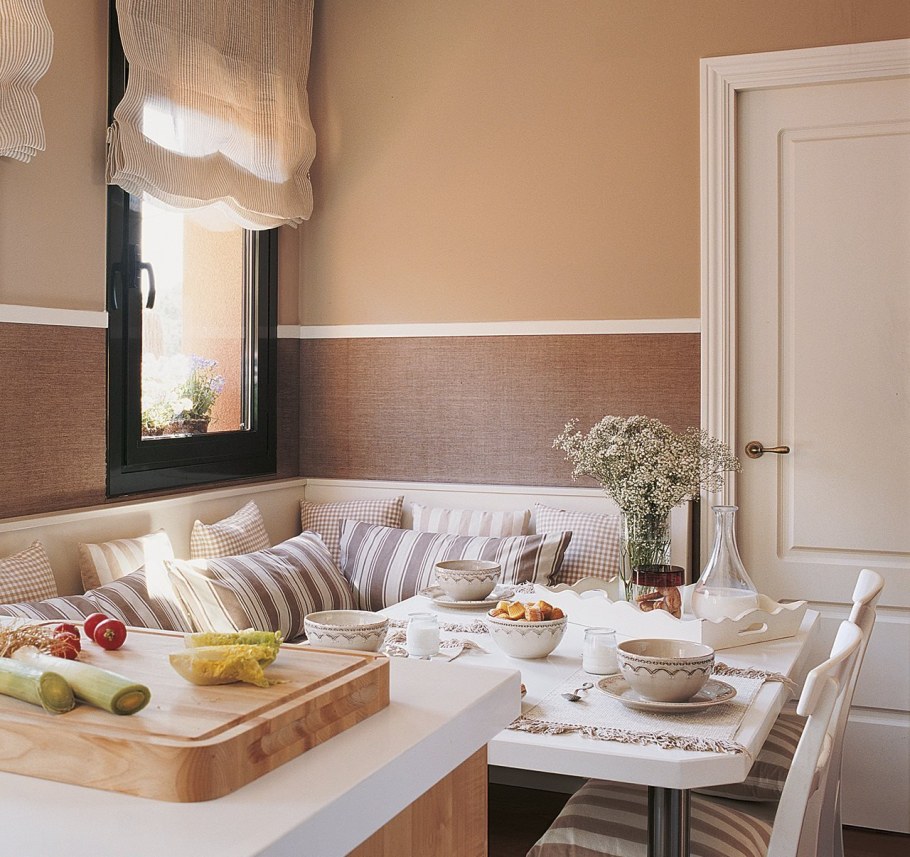 Бежевые стены наткухне