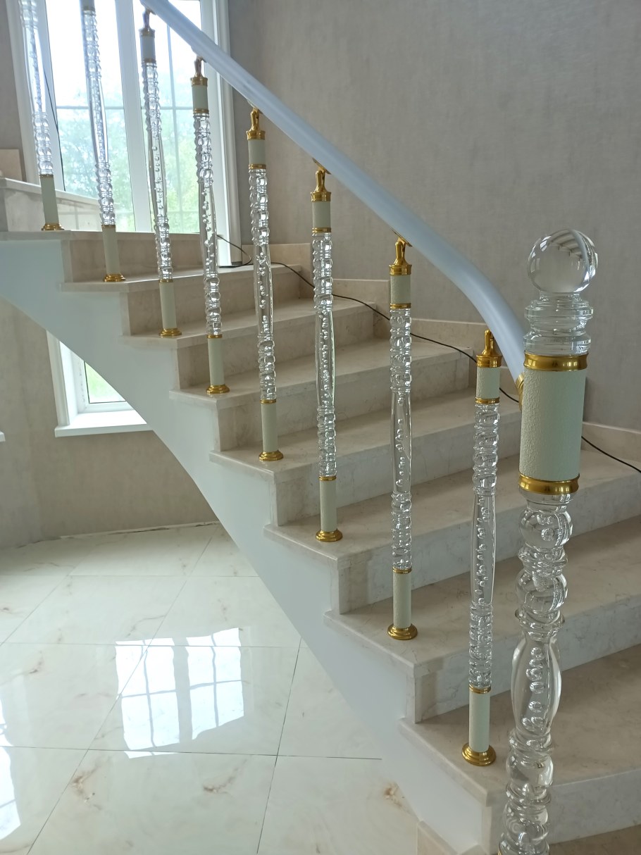 Перила из акрила