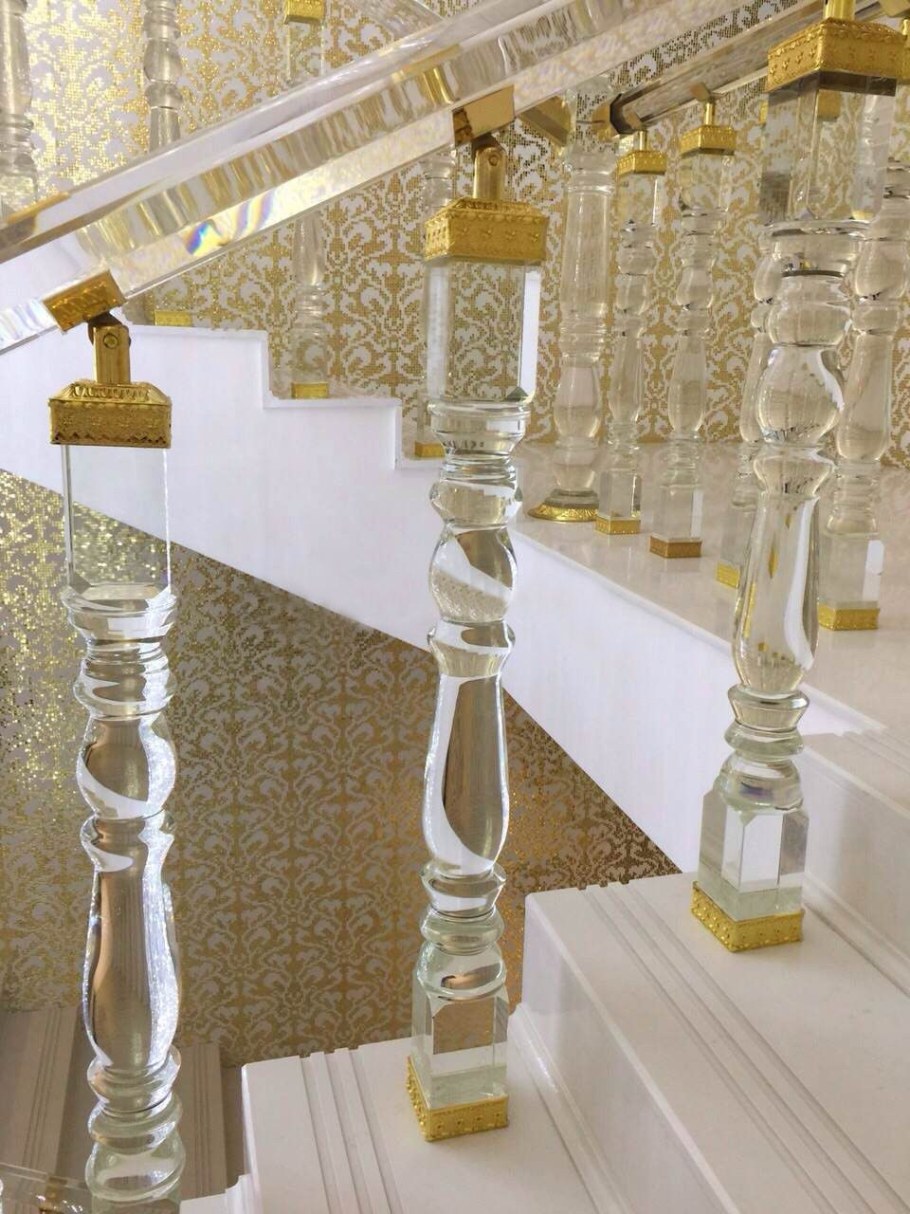 Стеклянные балясины