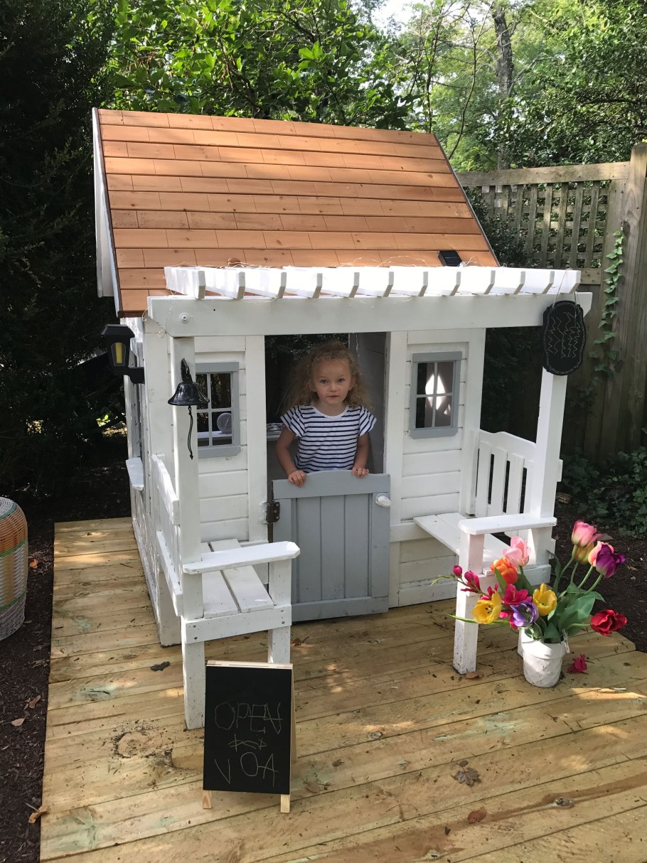 Детский домикиз палетлв