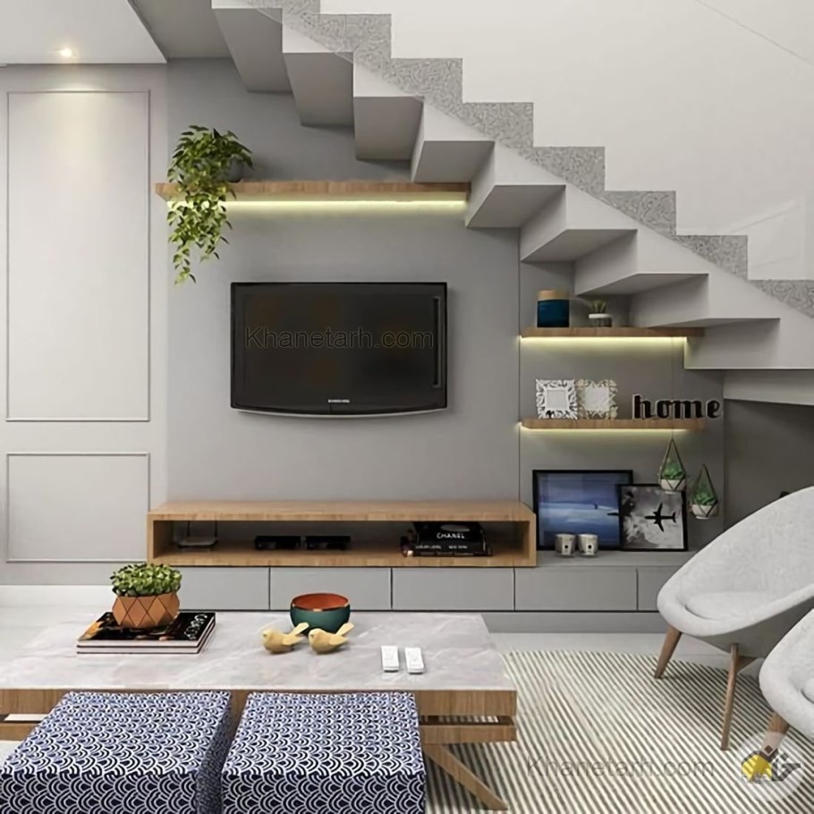 Гостиная с лестницей