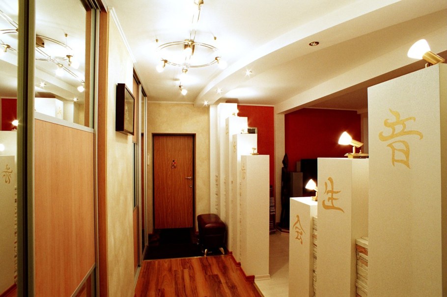 Японская прихожая в квартире