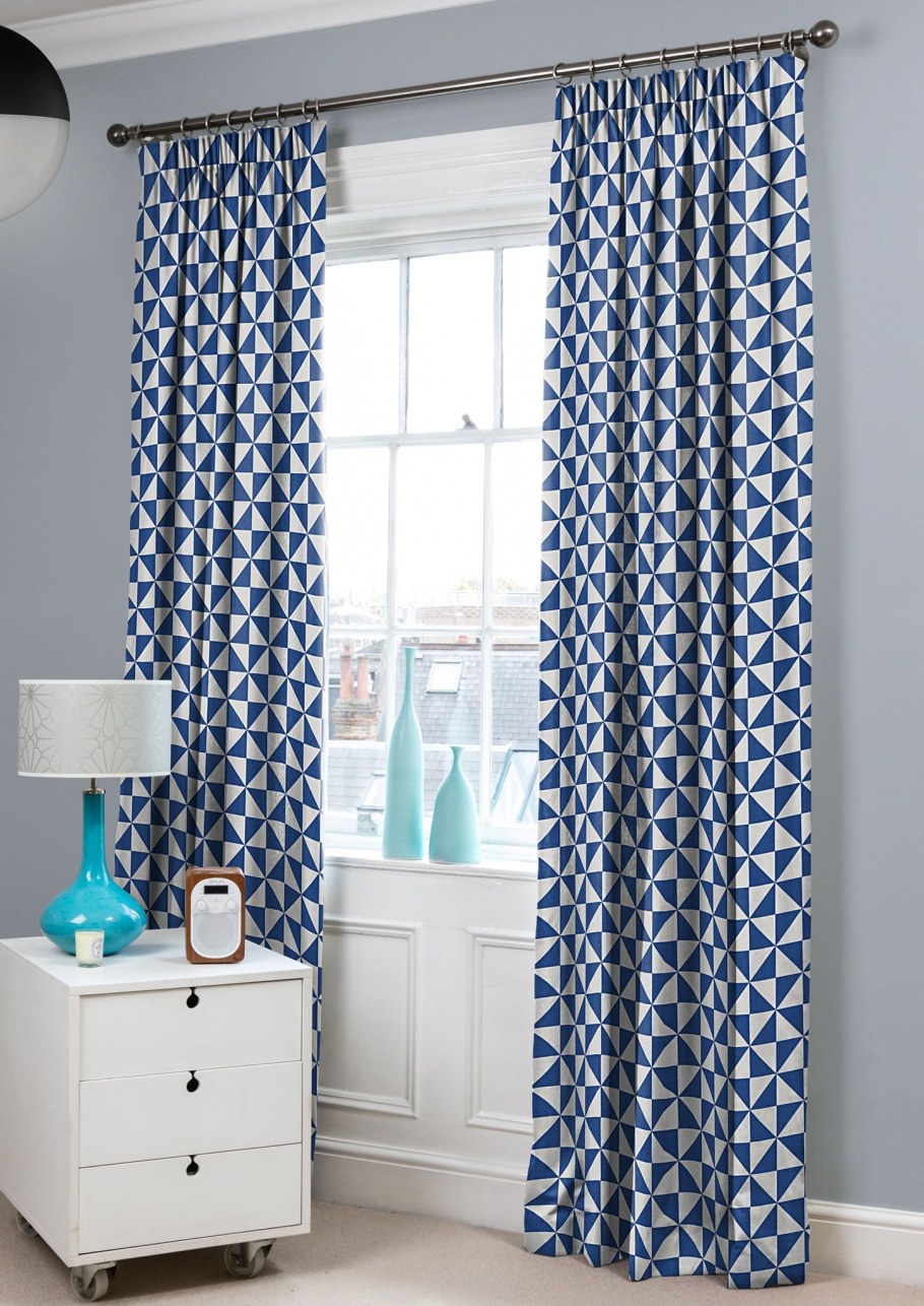 Шторы с геометрическим узором