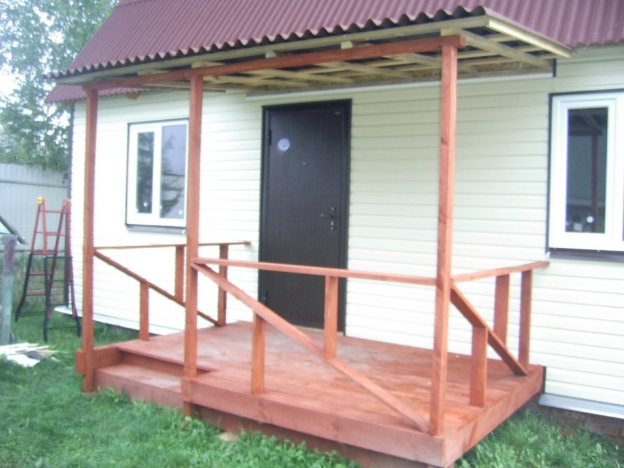Крыльцо для дачного домика