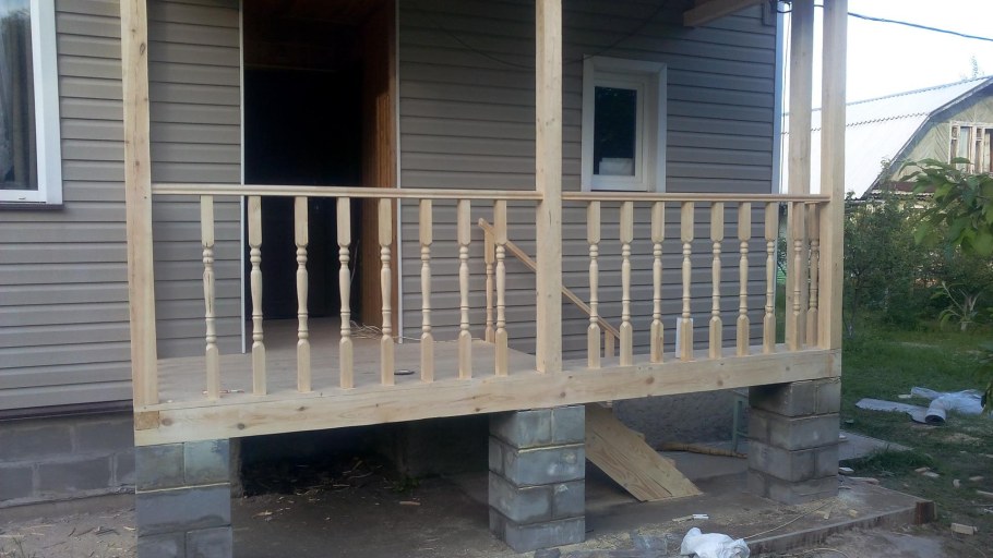 Крыльцо из бруса 150х150