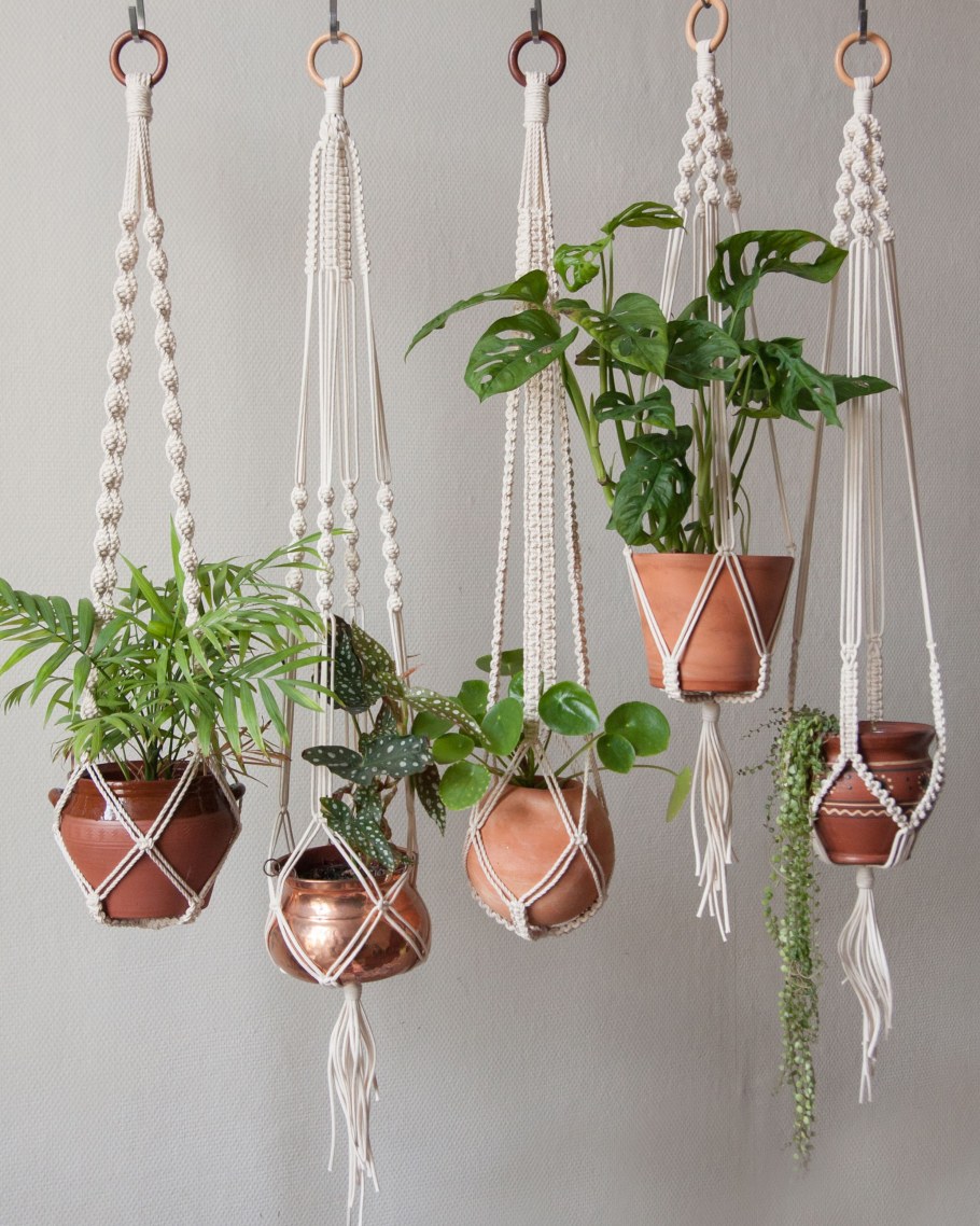 Подвесные горшки для цветов